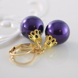 Dark Purple Christmas Earrings with Glass Pearls in Gold